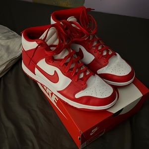 Nike dunk hi retro white/university red